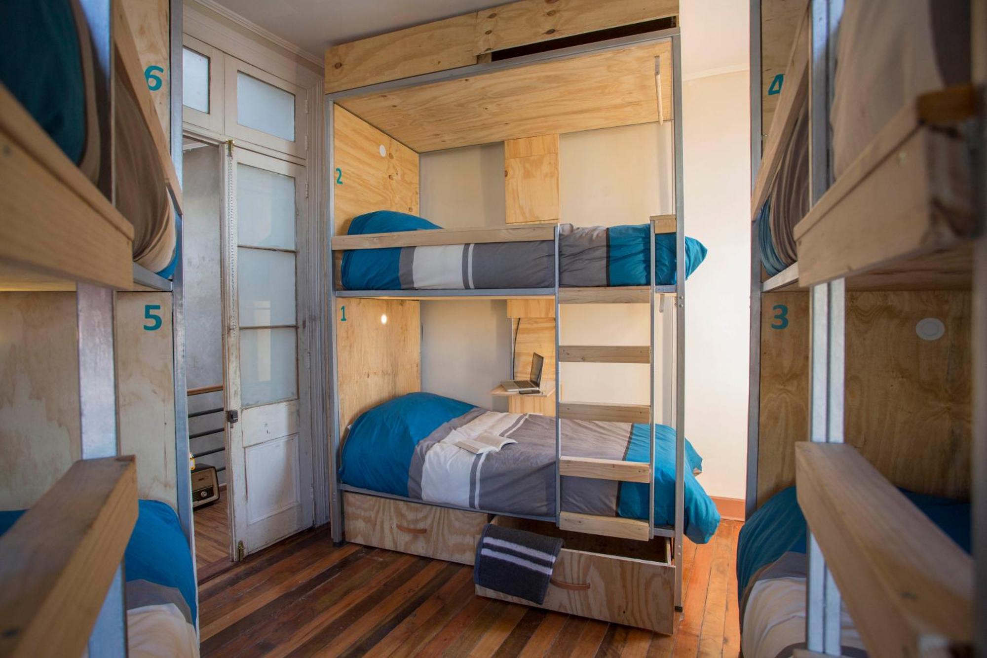 Casa Lastra Hostel فالبارايسو المظهر الخارجي الصورة