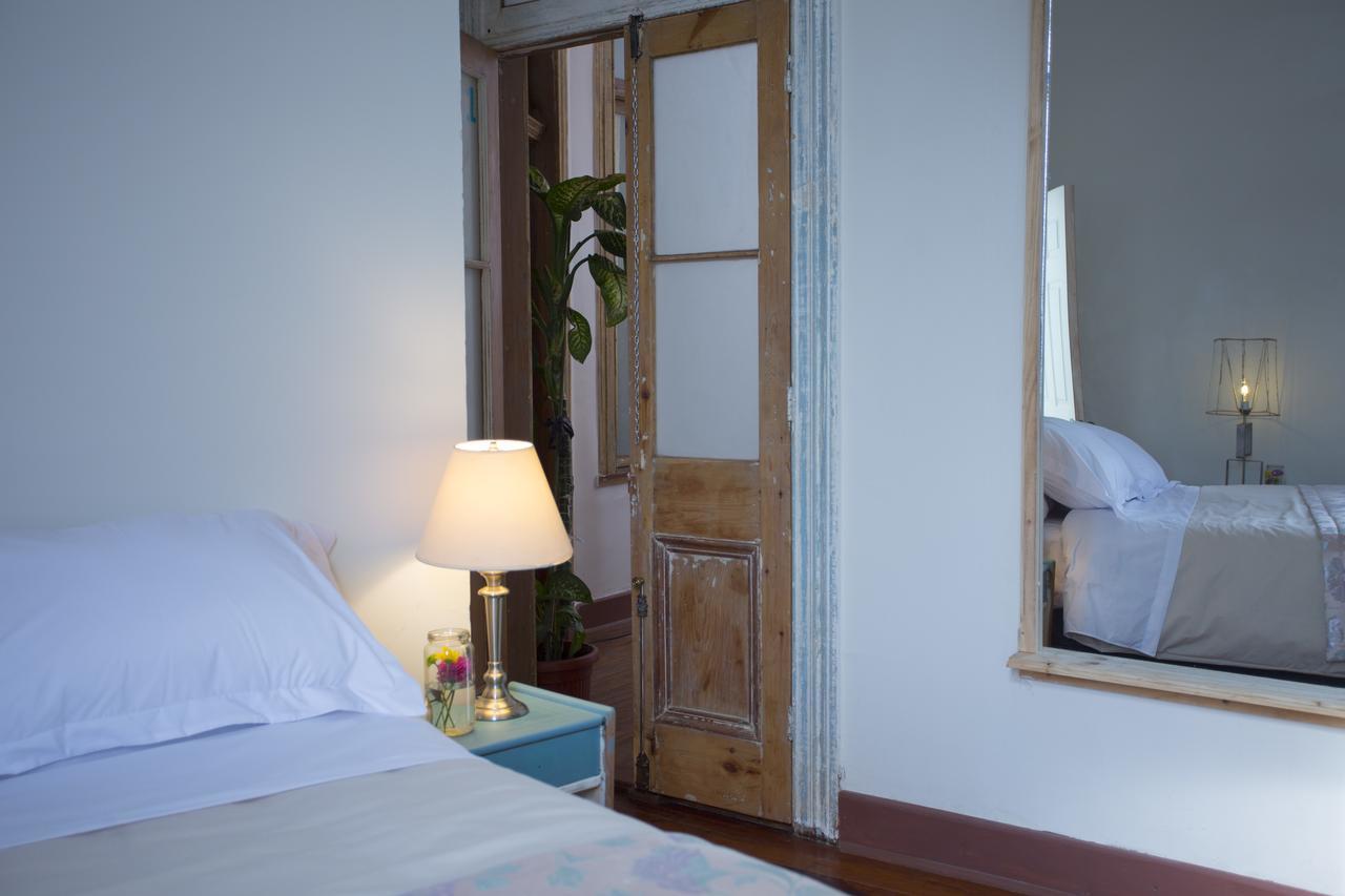 Casa Lastra Hostel فالبارايسو المظهر الخارجي الصورة